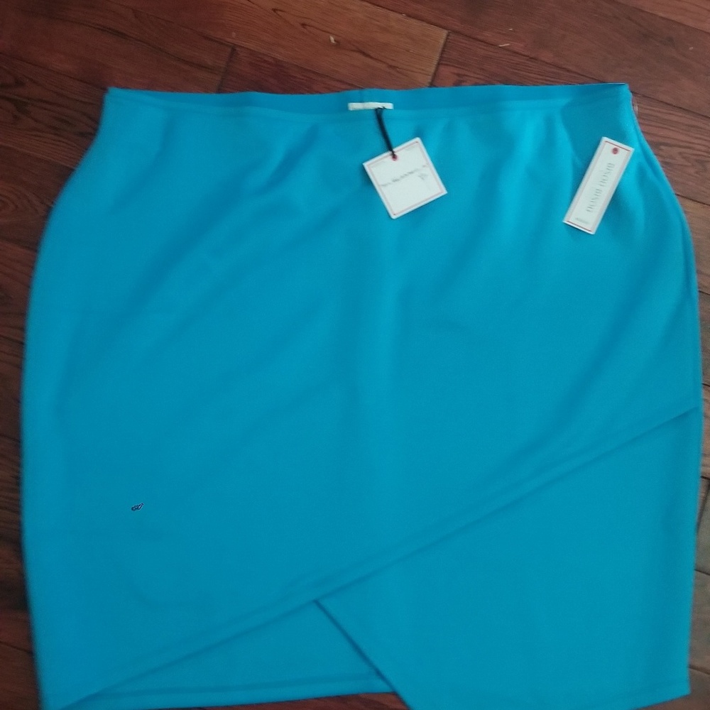 Bisou bisou assymetrical skirt in Hawaiian Breeze